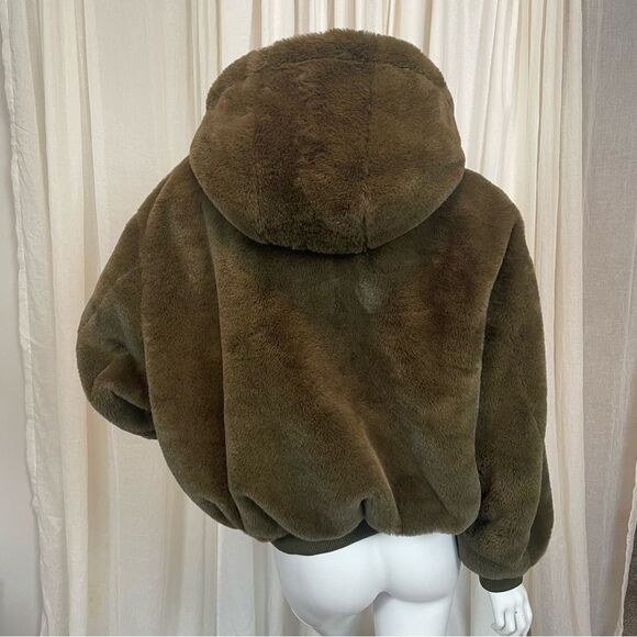 History Repeats by Michele Rossi Green Faux Fur Bomber Made in Italy Size 38 - Picture 4 of 10